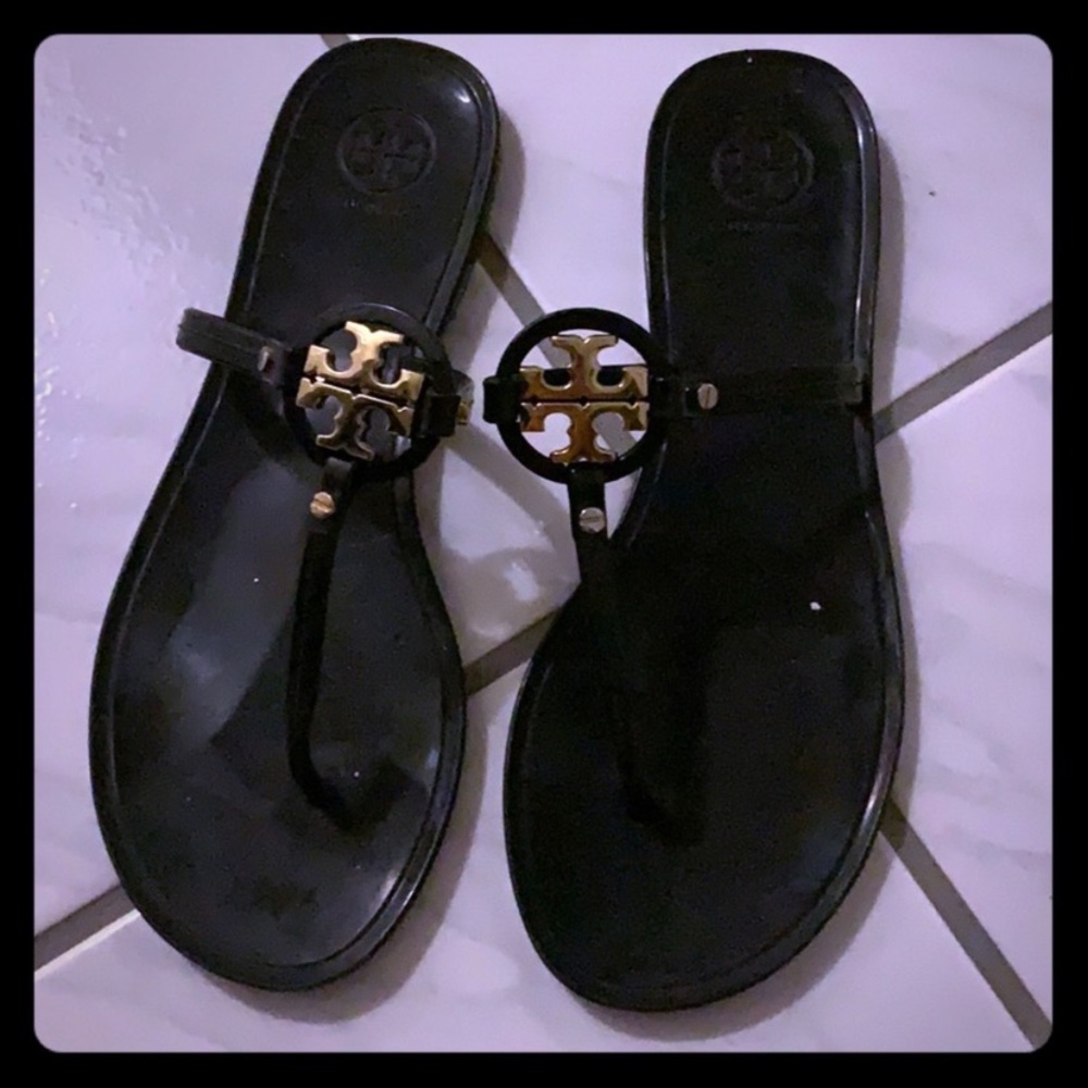 Tory Burch jelly sandals - black with gold emblem